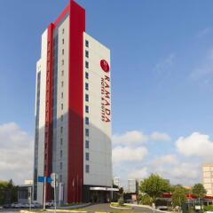 Ramada Hotel & Suites Atakoy Турция, Стамбул - 1 отзыв об отеле, цены и фото номеров - забронировать отель Ramada Hotel & Suites Atakoy онлайн парковка