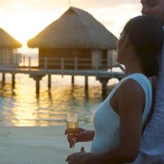 Отель Manava Beach Resort and Spa Moorea Французская Полинезия, Папеэте - отзывы, цены и фото номеров - забронировать отель Manava Beach Resort and Spa Moorea онлайн приотельная территория фото 2