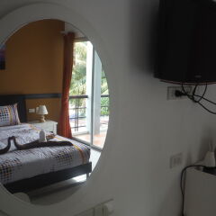 Отель Le Thalassa Guesthouse комната для гостей фото 4
