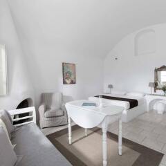 Отель Gorgona Villas Греция, Остров Санторини - отзывы, цены и фото номеров - забронировать отель Gorgona Villas онлайн комната для гостей фото 5