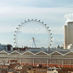 Отель Hampton By Hilton London Waterloo Лондон пляж фото 2