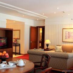 REDTOP Hotel & Convention Center комната для гостей фото 5