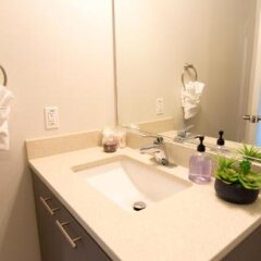 Kasa Sacramento Apartments in Sacramento, United States of America from 445$, photos, reviews - zenhotels.com bathroom