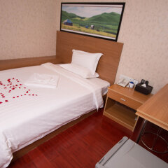 Sky Hotel in Yangon, Myanmar from 147$, photos, reviews - zenhotels.com guestroom