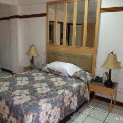 Отель Orchid Inn Resort Филиппины, Пампанга - отзывы, цены и фото номеров - забронировать отель Orchid Inn Resort онлайн фото 2