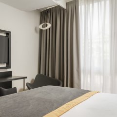 Отель Exe Plaza Catalunya Испания, Барселона - 3 отзыва об отеле, цены и фото номеров - забронировать отель Exe Plaza Catalunya онлайн комната для гостей