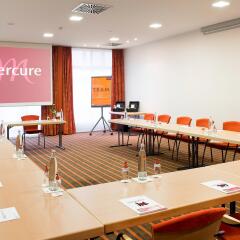 Отель Mercure Hotel München Neuperlach Süd Германия, Мюнхен - 9 отзывов об отеле, цены и фото номеров - забронировать отель Mercure Hotel München Neuperlach Süd онлайн помещение для мероприятий