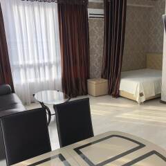 Апартаменты Apartment on Kamyshovaya 41, apt 11 комната для гостей