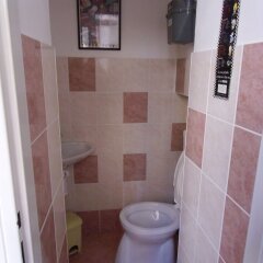 A Local Experience in Prague in Prague, Czech Republic from 205$, photos, reviews - zenhotels.com bathroom