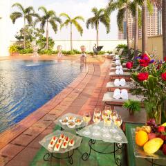 Отель Grand Copthorne Waterfront бассейн