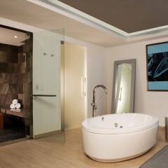 Отель Breathless Riviera Cancun Resort & Spa, Adults Only ванная
