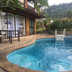 Отель Phuket Private Havana Villa бассейн