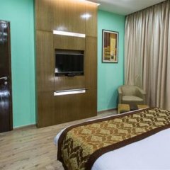 Ramada by Wyndham Powai Hotel & Convention Centre in Mumbai, India from 261$, photos, reviews - zenhotels.com