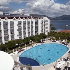 Luna Beach Deluxe Hotel Турция, Мармарис - отзывы, цены и фото номеров - забронировать отель Luna Beach Deluxe Hotel онлайн бассейн фото 3