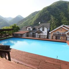 Отель Ecopia Pension Южная Корея, Пхёнчан - отзывы, цены и фото номеров - забронировать отель Ecopia Pension онлайн бассейн фото 3