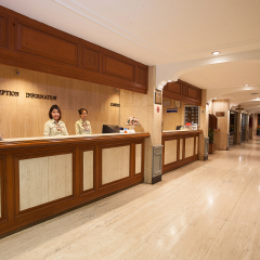 Отель Phuket Merlin Hotel Таиланд, Пхукет - отзывы, цены и фото номеров - забронировать отель Phuket Merlin Hotel онлайн интерьер отеля