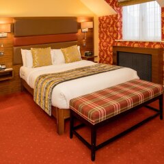 Best Western Plus Rogerthorpe Manor Hotel In Pontefract - 