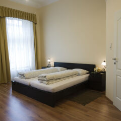 Отель K And T Boardinghouse Вена комната для гостей