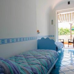 Отель Edenholiday Casa Vacanze Минори комната для гостей