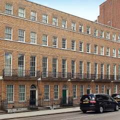Отель Classic home and garden in Bloomsbury фото 2