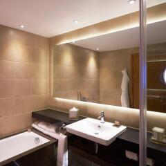 Отель InterContinental London - The O2 Великобритания, Лондон - отзывы, цены и фото номеров - забронировать отель InterContinental London - The O2 онлайн ванная фото 2