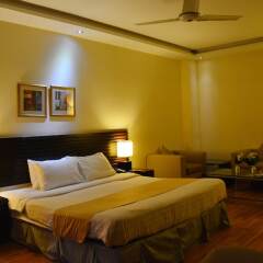 Hotel One Down Town in Lahore, Pakistan from 45$, photos, reviews - zenhotels.com guestroom photo 3