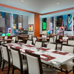 Отель Crowne Plaza Times Square Manhattan США, Нью-Йорк - отзывы, цены и фото номеров - забронировать отель Crowne Plaza Times Square Manhattan онлайн питание