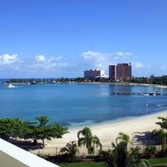 Отель Beach Side Condos at Turtle Beach Towers Ямайка, Очо-Риос - отзывы, цены и фото номеров - забронировать отель Beach Side Condos at Turtle Beach Towers онлайн балкон