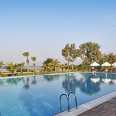 Отель Richmond Ephesus Resort - All Inclusive Торбали бассейн