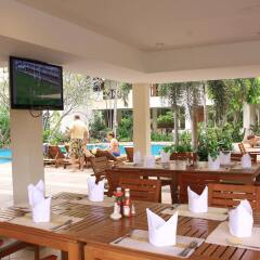 Отель Sea Breeze Jomtien Resort питание
