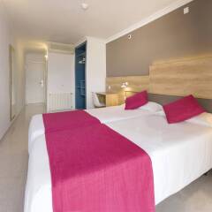 Hotel Playasol Maritimo комната для гостей