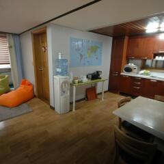 Отель Apple Tree Guest house комната для гостей фото 3