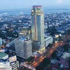 Crown Regency Hotel and Towers Cebu пляж