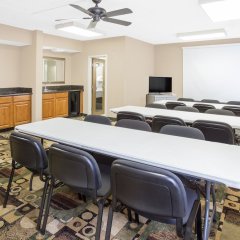 Baymont by Wyndham Janesville in Janesville, United States of America from 129$, photos, reviews - zenhotels.com