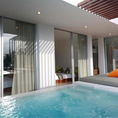 Отель The Quarter Resort Phuket с домашними животными