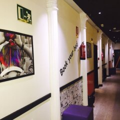 Отель Hostels MeetingPoint Испания, Мадрид - отзывы, цены и фото номеров - забронировать отель Hostels MeetingPoint онлайн интерьер отеля