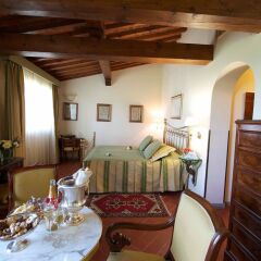 Отель Villa Olmi Firenze в номере