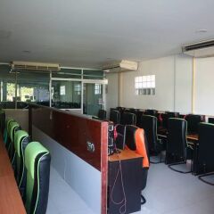 Отель Pa Chalermchai Guesthouse Бангкок развлечения