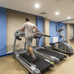 Hotel Number One фитнесс-зал фото 2