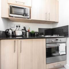 Отель Cosy 1 bedroom in Belsize Park Лондон