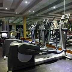 Отель Mai Khao Lak Beach Resort & Spa фитнесс-зал фото 3