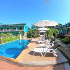 Отель Tum Mai Kaew Resort бассейн