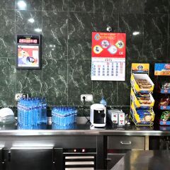 Отель Hostal La Casa de Enfrente питание