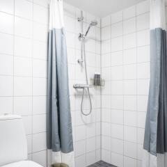 Отель Linneplatsens Hotell & Vandrarhem Гётеборг ванная фото 2