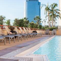 Отель InterContinental Los Angeles Century City at Beverly Hills США, Лос-Анджелес - отзывы, цены и фото номеров - забронировать отель InterContinental Los Angeles Century City at Beverly Hills онлайн бассейн