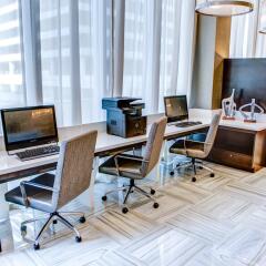 Cambria Hotel White Plains - Downtown спа