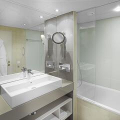 Отель Hilton Prague Old Town 5* Представительский номер с различными типами кроватей фото 13
