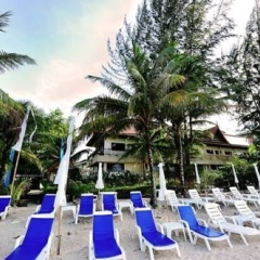 Отель Thai Kamala Beach Front бассейн