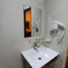 Отель Aolai Hostel Китай, Фошан - отзывы, цены и фото номеров - забронировать отель Aolai Hostel онлайн ванная фото 2