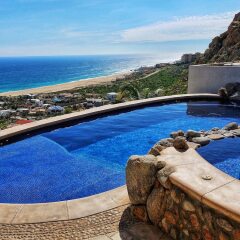 Отель Villa Thunderbird 4 Bedrooms 4.5 Bathrooms Home Педрегал бассейн